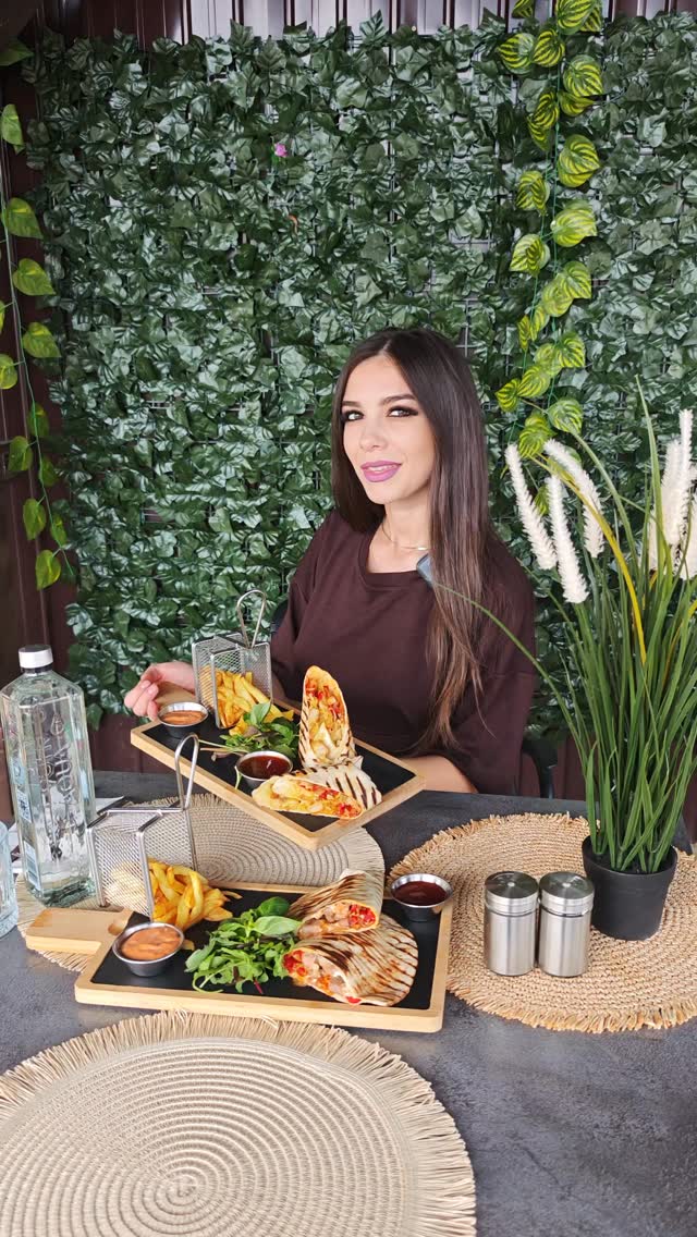 Târgu Jiu, de luni, 12 octombrie, meniul nostru se îmbogățește cu bunătăți pregătite din c